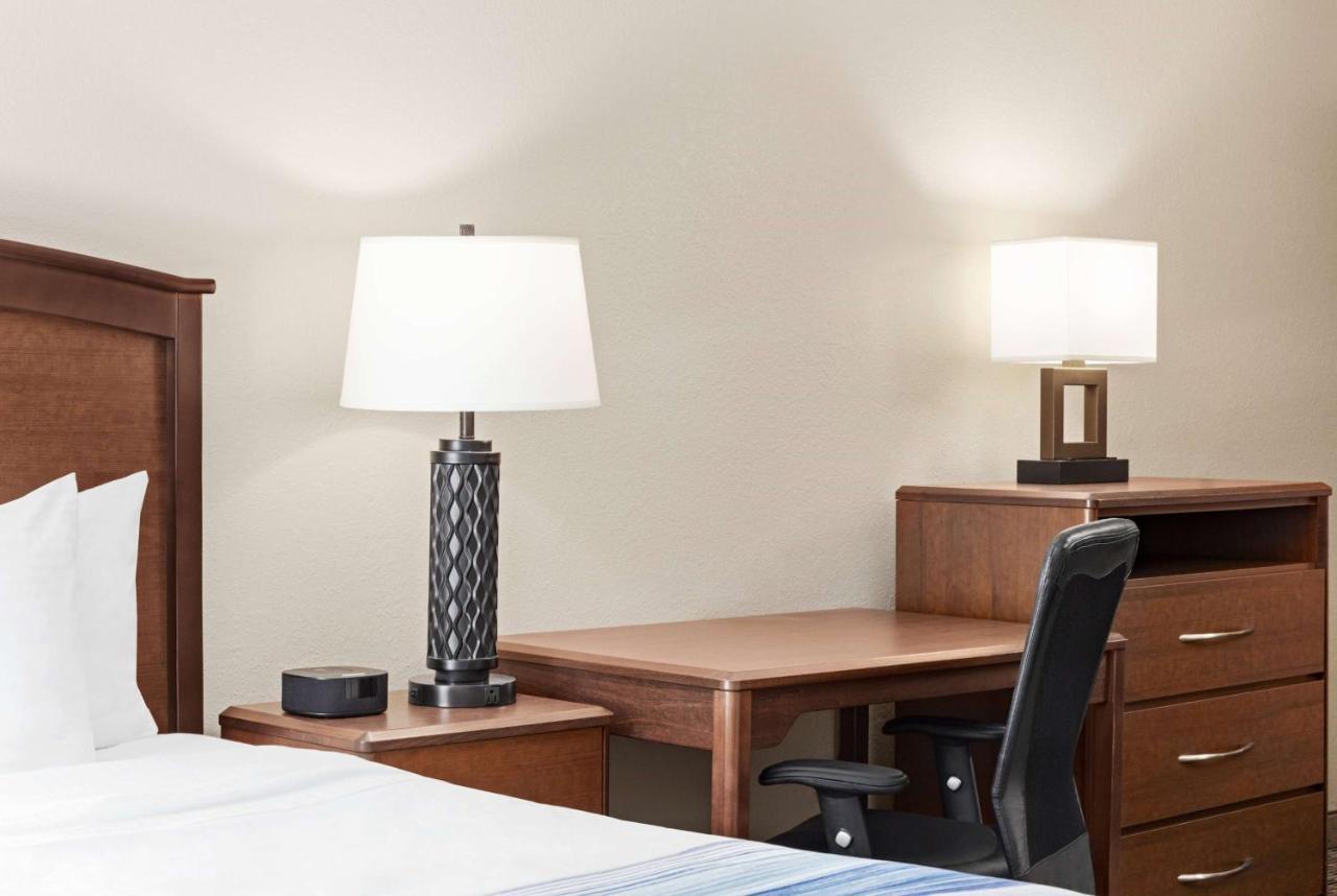 Americinn By Wyndham Roseau Zewnętrze zdjęcie